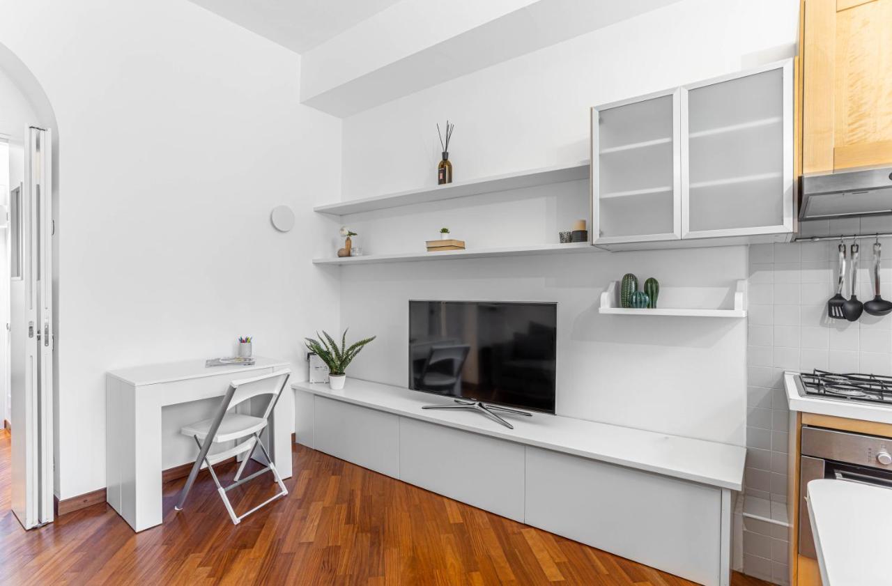 Joivy Charming Flat Near Duomo Di Milano Apartman Kültér fotó