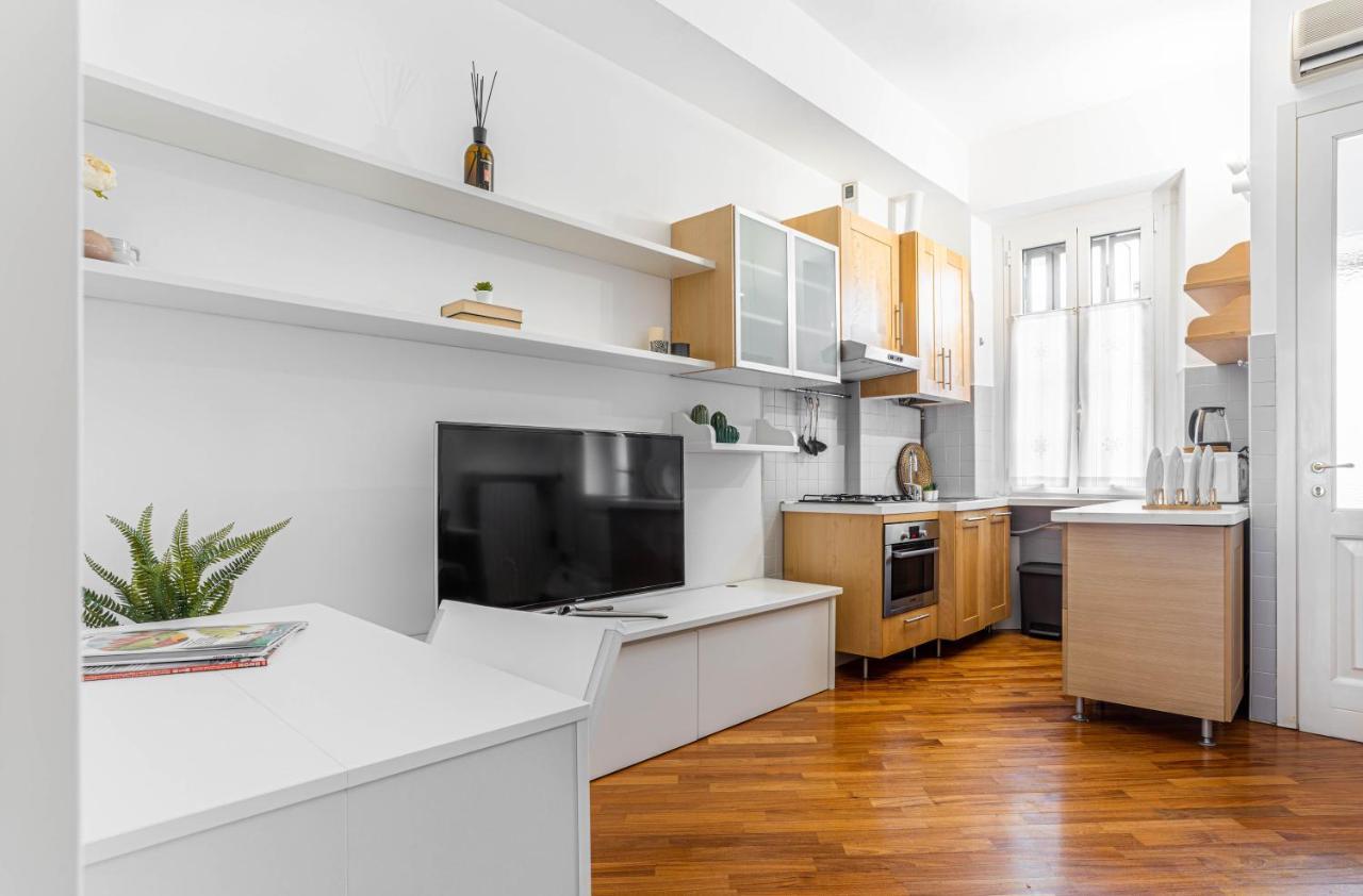 Joivy Charming Flat Near Duomo Di Milano Apartman Kültér fotó